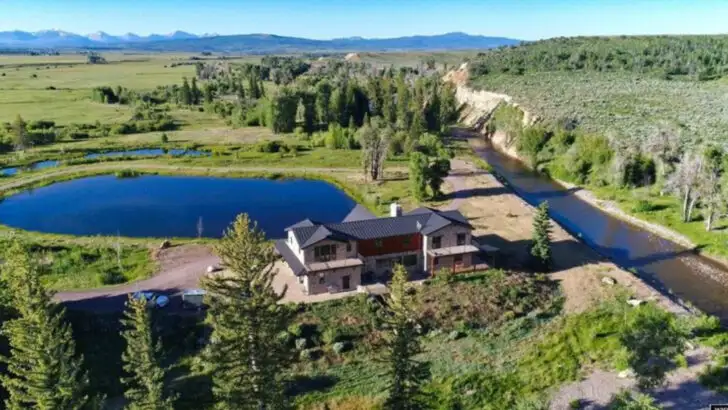 11 Wyoming Mountain Towns Reshaped by New Residents and Outdoor Demand