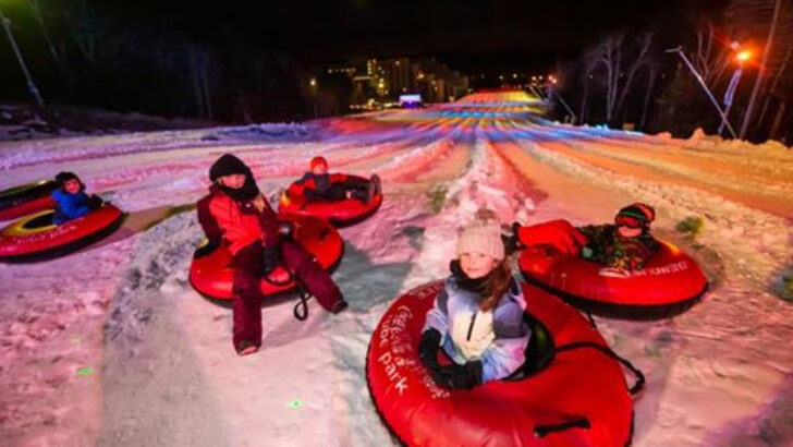 12 Family-Friendly Ski Resorts in the U.S. with Magical Holiday Vibes