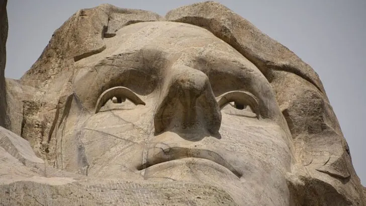 12 U.S. Landmarks with Hidden Details Most Visitors Never Notice