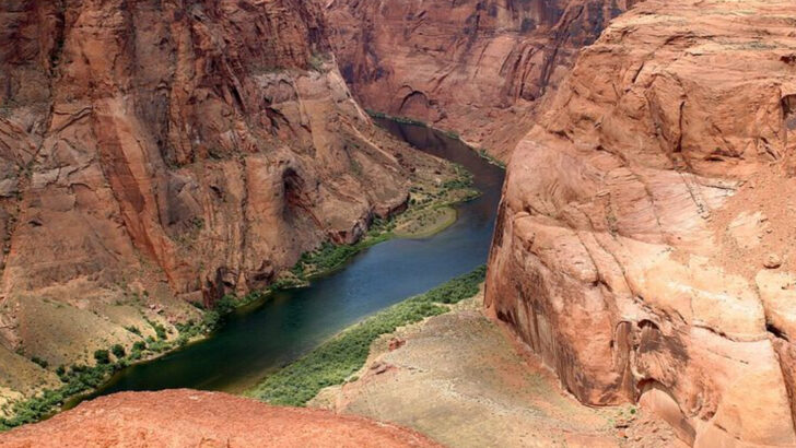 12 U.S. Rivers That Turn Into the Most Magical Winter Landscapes