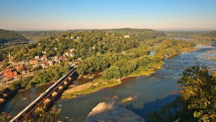 13 Appalachian Mountain Towns Where Old Ways and Modern Life Still Coexist