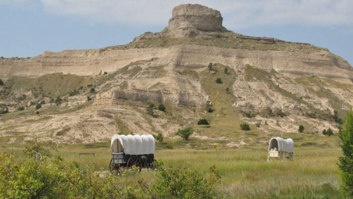 13 U.S. Monuments Where Visitors Hike More Than Expected to Reach the Main Viewpoint