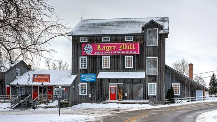 14 Former Winter Getaway Towns Families Visited Often Before Holiday Travel Shifted Toward Bigger Destinations