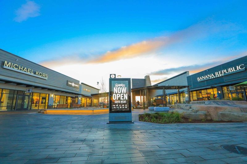 Denver Premium Outlets – Thornton