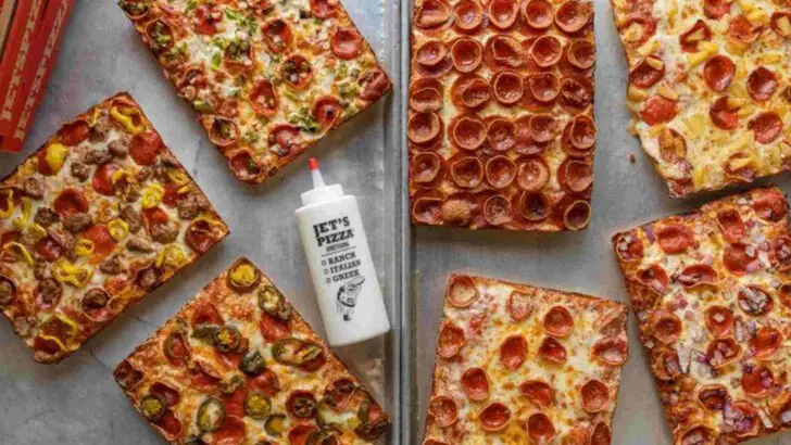 6 Michigan Pizza Places That Keep Drawing Crowds Night After Night