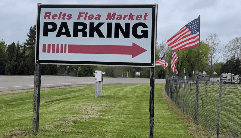 Reits Flea Market - Paw Paw