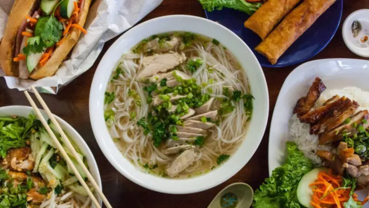7 Vietnamese Restaurants in Minnesota That Locals Return to Again and Again
