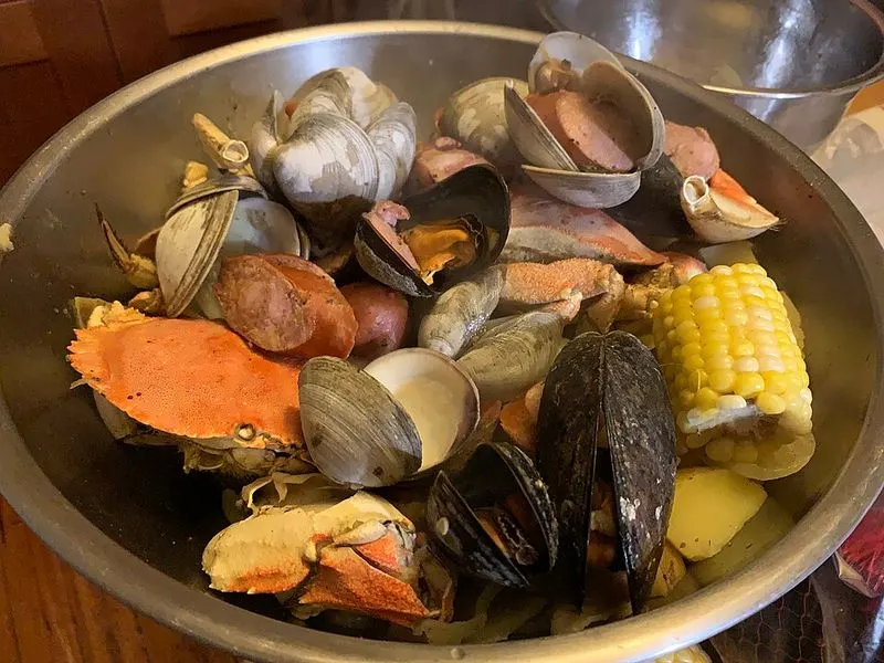 Sunday Seafood Boils – South Carolina, Georgia