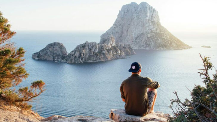 8 Lessons Travelers Only Learn After a Bad Vacation