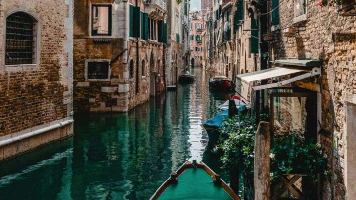 8 Travel Rules That Only Make Sense to People Over 60