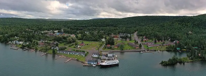 Copper Harbor — Brockway Mountain view and small harbor pace