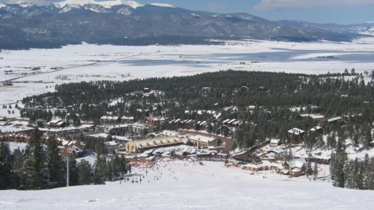 8 Winter Towns in New Mexico Perfect for Peaceful Snowy Getaways