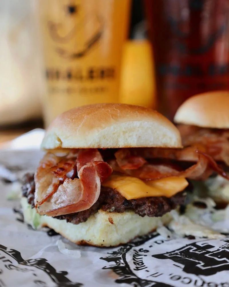 Harry’s Bar & Burger