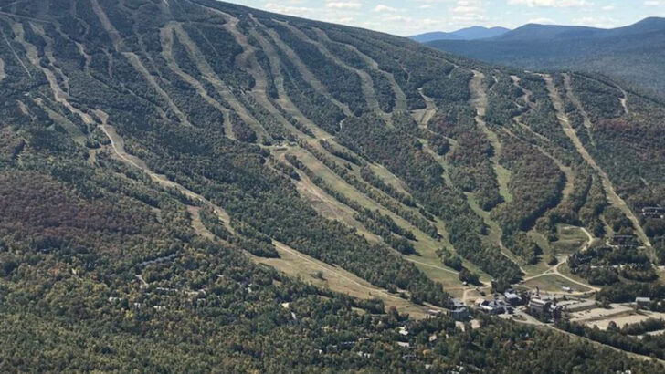 9 New England Ski Towns That Were Better Before They Got Fancy