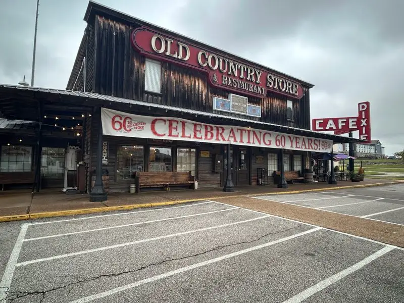 Brooks Shaw’s Old Country Store — Jackson