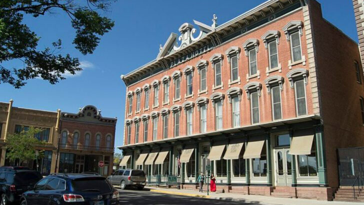 9 small New Mexico towns I only glimpsed once but never forgot