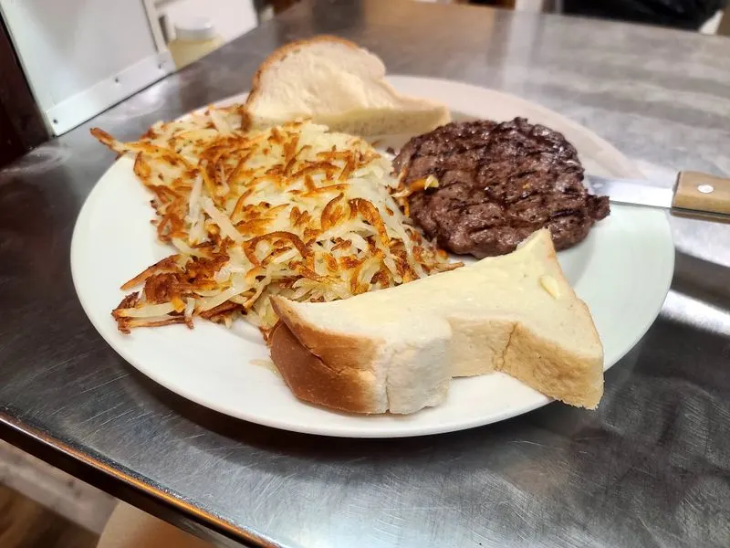 Breakfast That Builds a Following