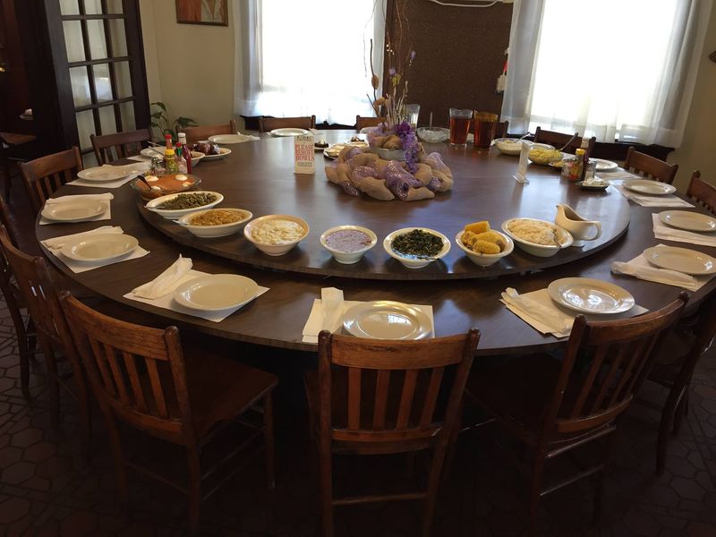 Lazy Susan Dining, Southern-Style