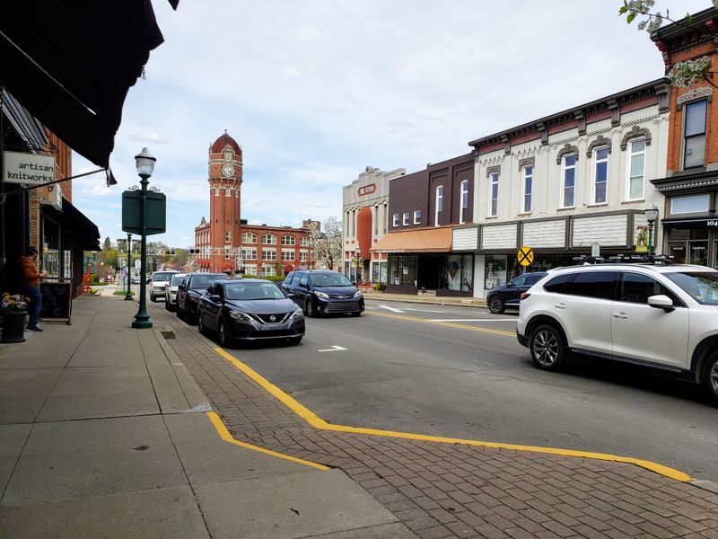 Historic Downtown Stroll on Main Street