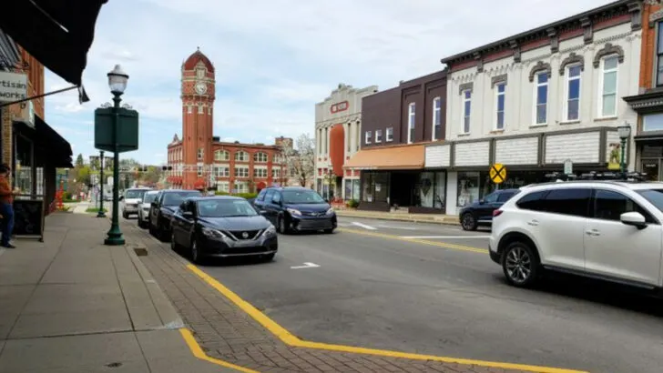 A small Michigan town near Ann Arbor where visitors enjoy good food and simple outdoor fun