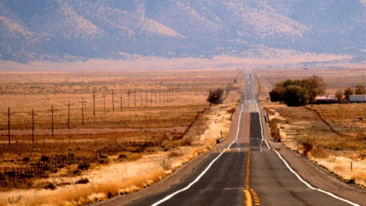 American Highways Known for Heavy Thanksgiving Travel and Great Stops Along the Way