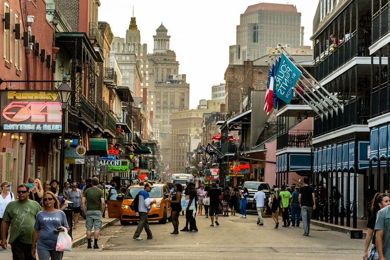 New Orleans, Louisiana — Street music, spices, and slow morning markets