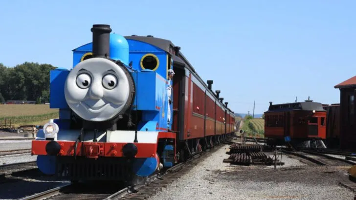 An Underrated Pennsylvania Town Known for Covered Bridges, Antique Shops, and Country Roads Lies in Amish Country