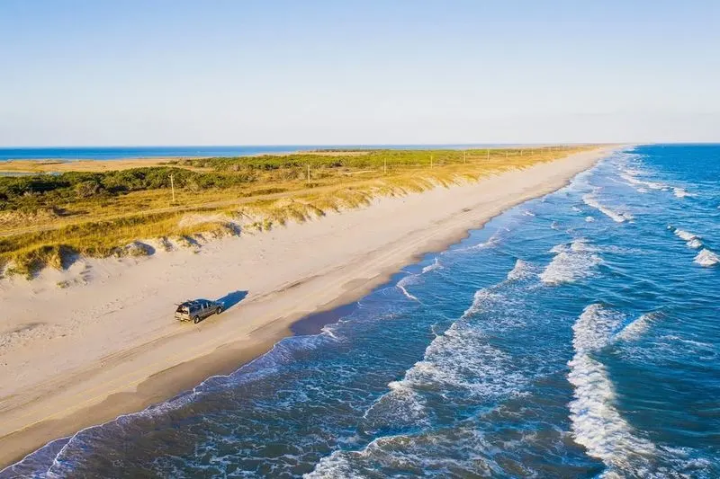 Wind and Wide Beaches: The Sound of Weather