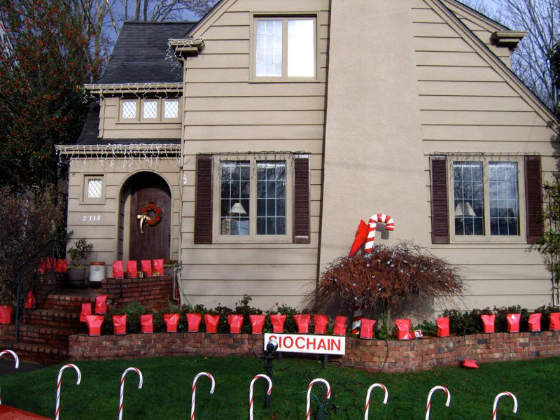 Discover Magical Light Displays at Candy Cane Lane