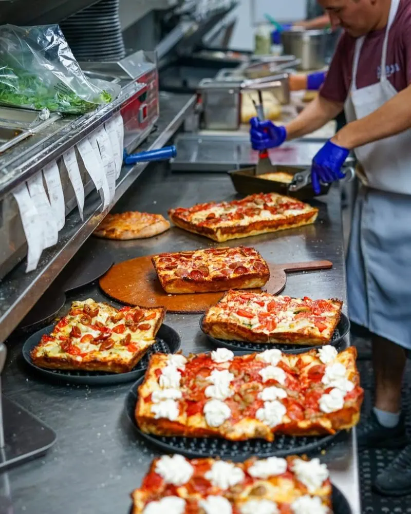 Blue Pan Pizza (Denver)