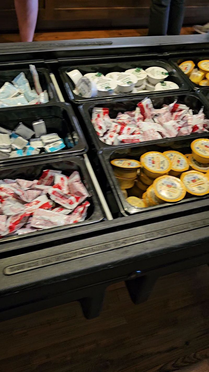 Navigating Mixed Reviews