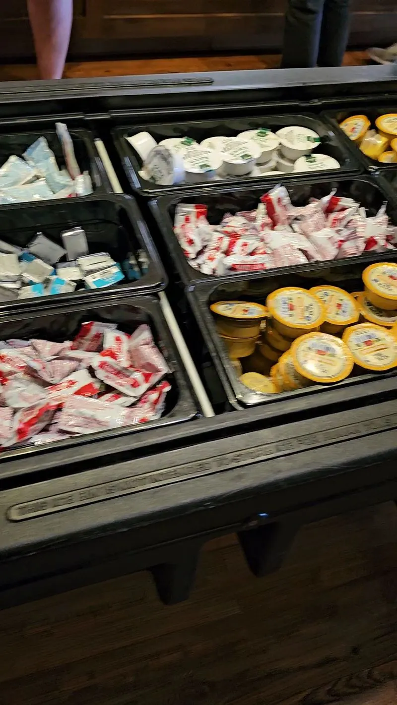 Navigating Mixed Reviews