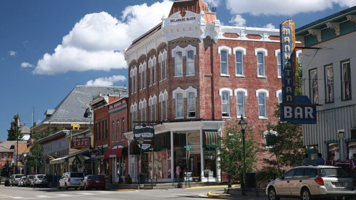 Between Denver and Aspen Lies a Mountain Town That Locals Hope You Never Find