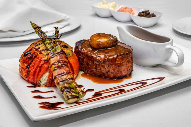 Russell’s Steaks, Chops & More – Williamsville