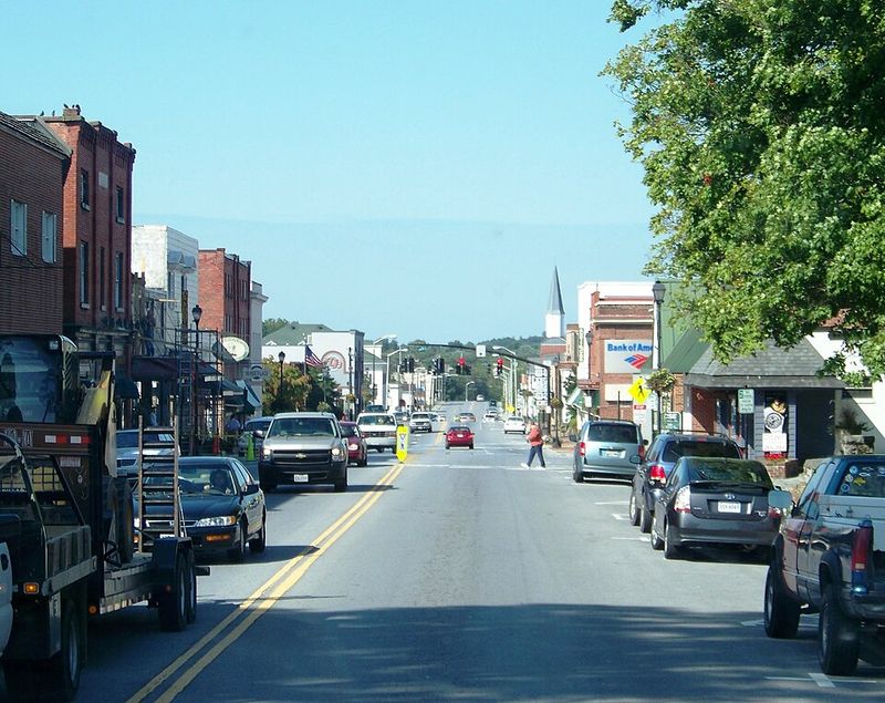 Abingdon, Virginia — Theater Tradition Meets New Growth