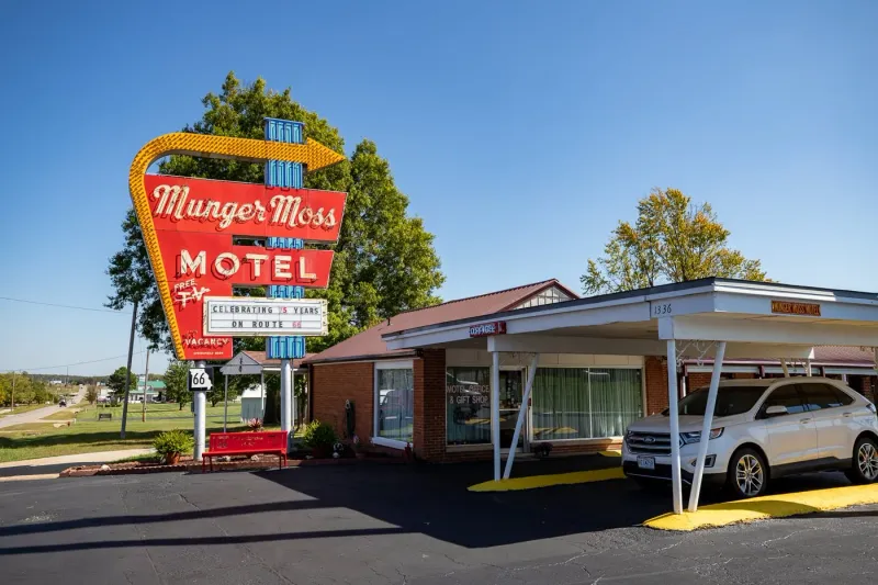 Munger Moss Motel – Lebanon, Missouri