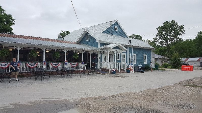 The Blue Owl Restaurant & Bakery (Kimmswick)