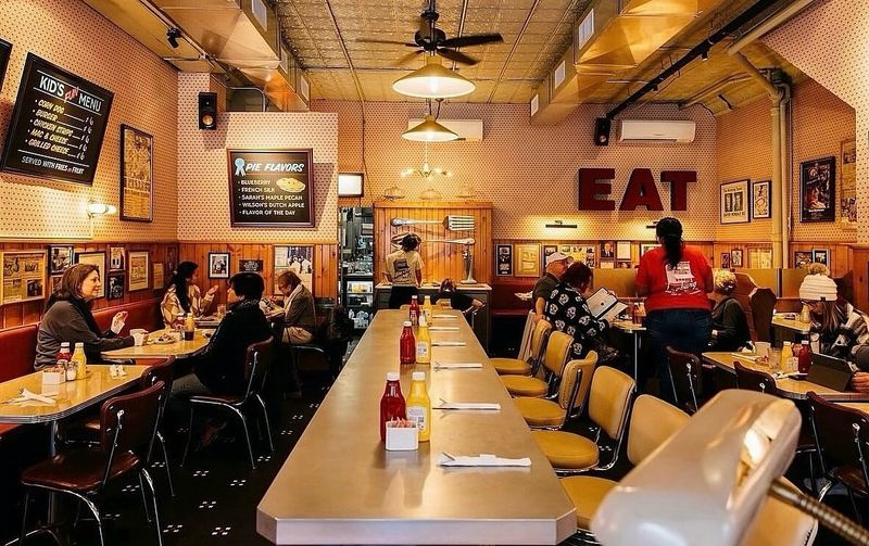 Hamburg Inn No. 2 — Iowa City, Iowa