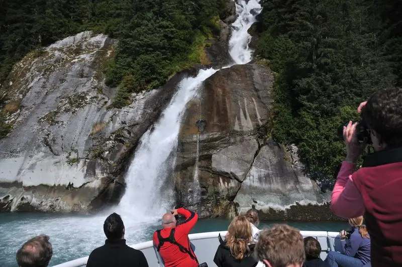 Hole-in-the-Wall Falls