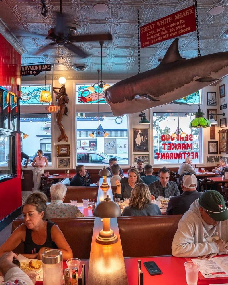 The Crab Cooker — Newport Beach