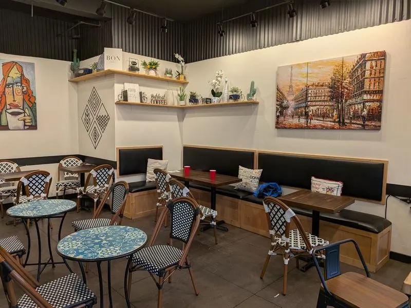 Bonjour Bakery & Café