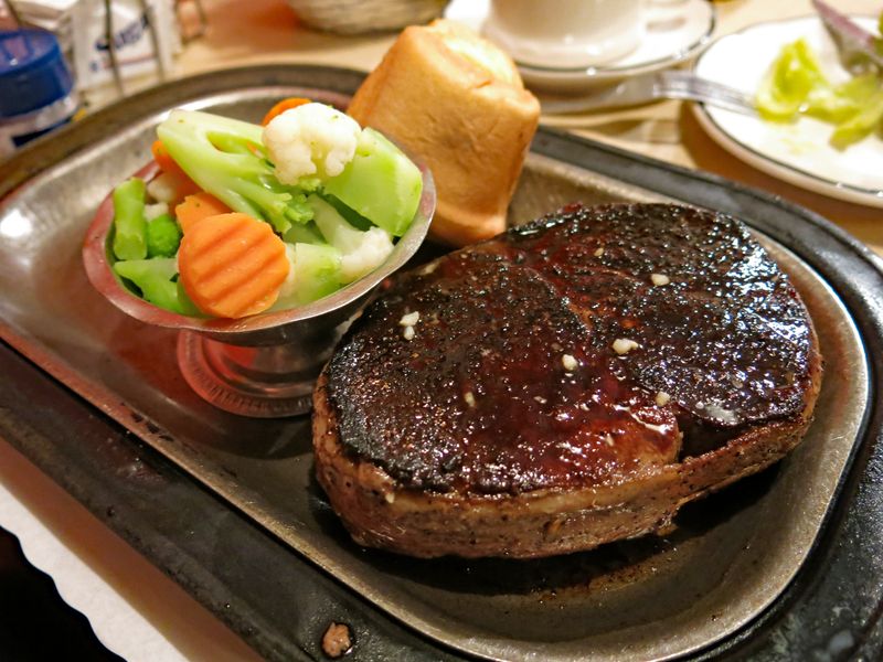 Svilar's Bar & Steakhouse