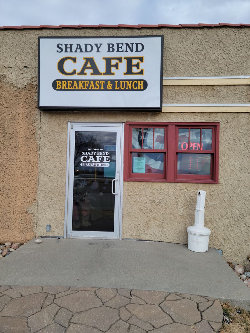Shady Bend Café — Grand Island