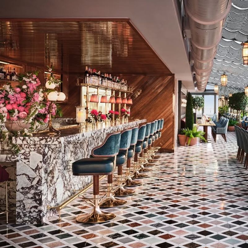 Contessa — Back Bay