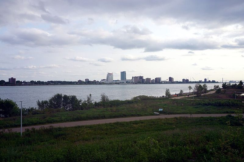 Proximity to Detroit Attractions