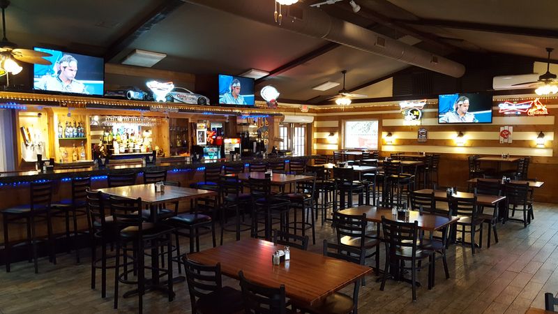 Veit’s Pub & Grill