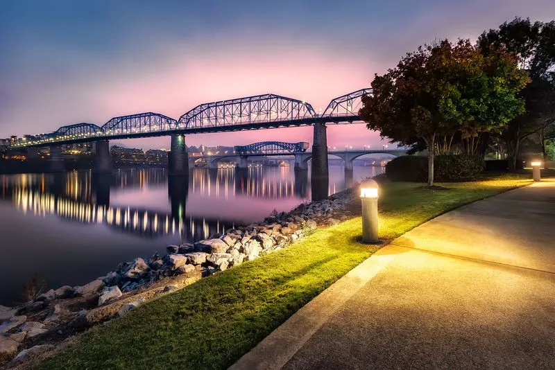 Walnut Street Bridge
