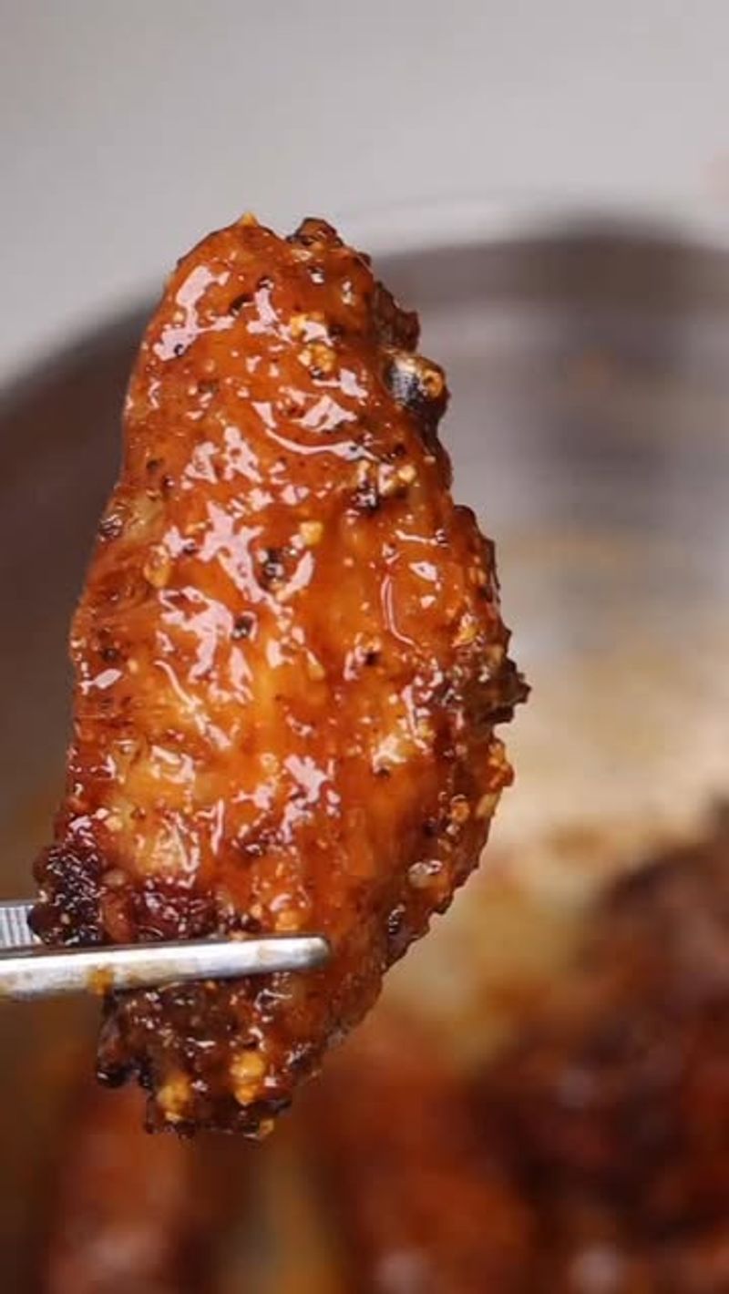 Lemon Pepper Wet Wings (Atlanta Favorite)