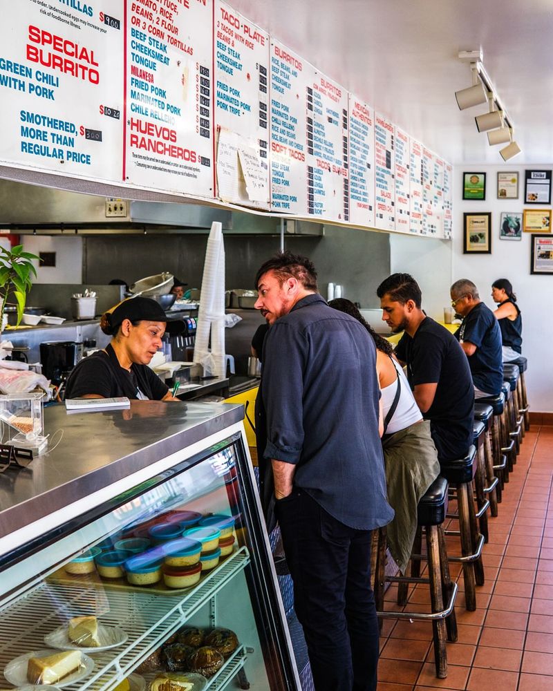 No-Frills Atmosphere, Serious Craft