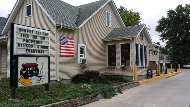 Cook's Spice Rack & Chili – Springfield